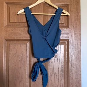Lululemon Twist Me Up Crop Code Blue Tank Sz 4